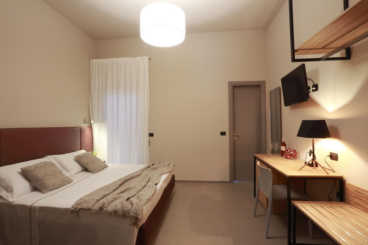 Hotel Aloisi Лечче Екстер'єр фото